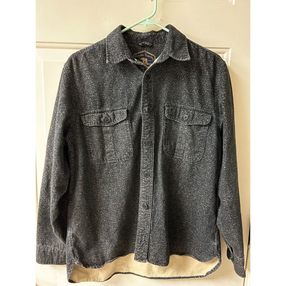 Freedom Foundry Medium weight button down long sleeve chamois flannel. Size M